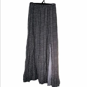 Hollister skirt with leg slit
